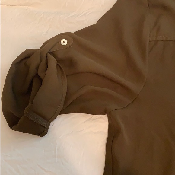 V-Neck Blouse - Picture 4 of 4